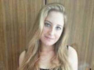 エロティックなビデオチャット liudovich22