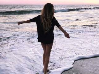 エロティックなビデオチャット lizfruzth