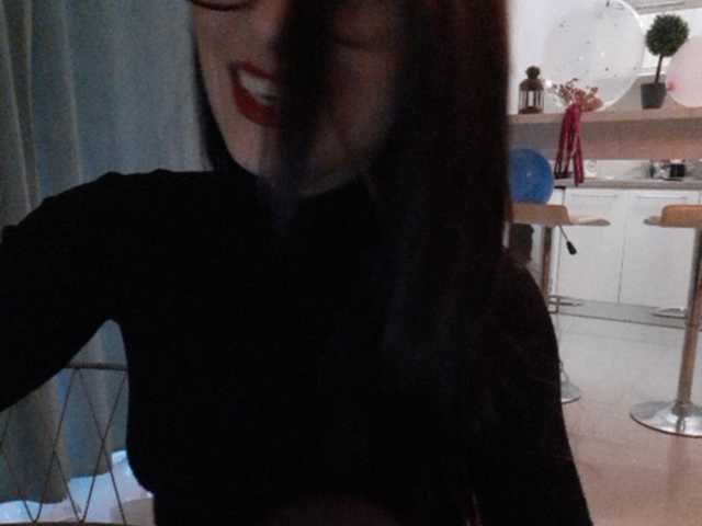 ブロードキャストスクリーンショット LizzyRoy