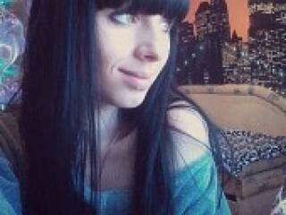 エロティックなビデオチャット lliilluuu