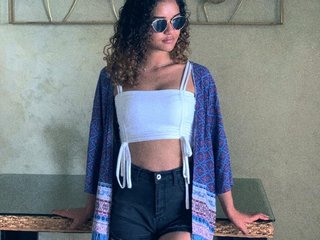 エロティックなビデオチャット Lolahshow