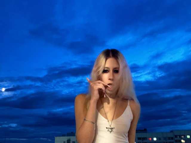 プロフィールの写真 LolaLevvis
