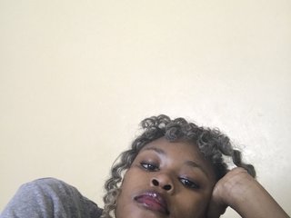 エロティックなビデオチャット LolaMyst