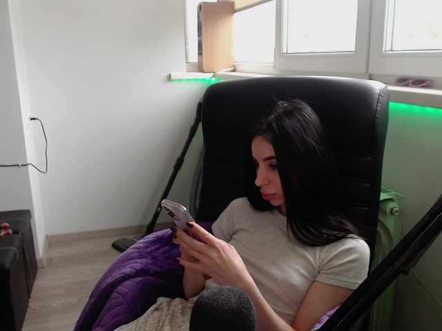 ブロードキャストスクリーンショット LOLASHOW