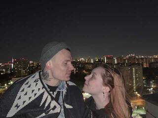 エロティックなビデオチャット LollaQuins