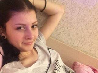 エロティックなビデオチャット LolliLost