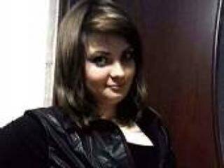 エロティックなビデオチャット LonelyKitty