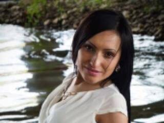 エロティックなビデオチャット loracanella