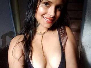 エロティックなビデオチャット lorenanx