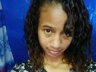 エロティックなビデオチャット Louane-1