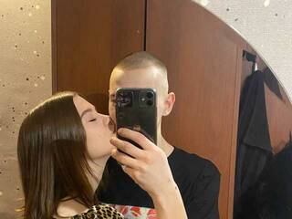 エロティックなビデオチャット love--stories