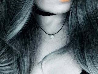 エロティックなビデオチャット 1Girl-1Fist