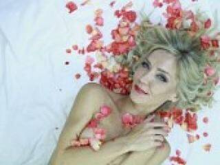 エロティックなビデオチャット lovelylaura