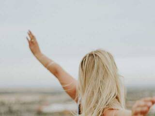 エロティックなビデオチャット LovlyQDariba