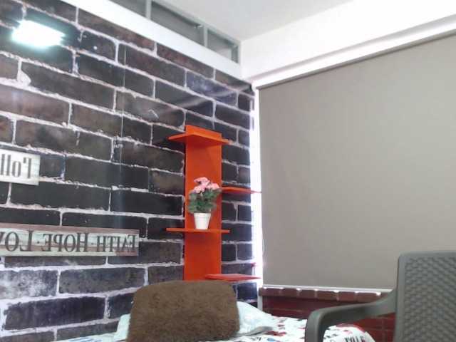 ブロードキャストスクリーンショット Luanamilf