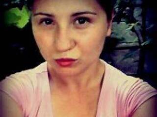 エロティックなビデオチャット luchikk97