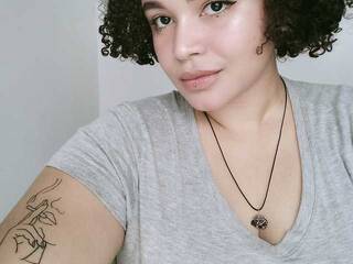 エロティックなビデオチャット Lucia-Stone71