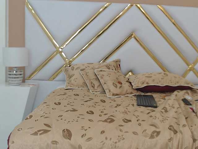 ブロードキャストスクリーンショット LucianaCollin