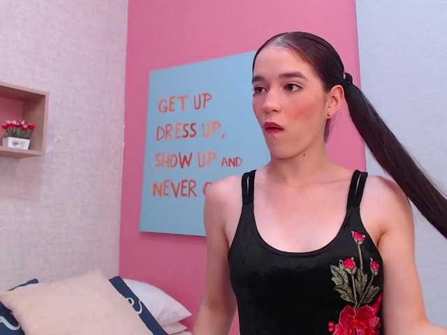 ブロードキャストスクリーンショット LuciIanaRose