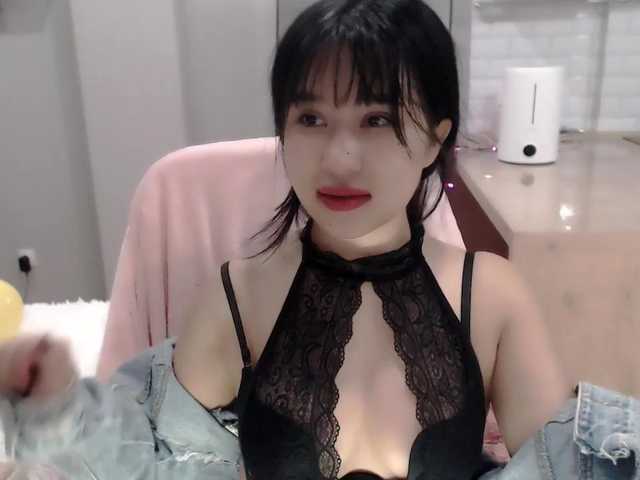 ブロードキャストスクリーンショット LucyLiu