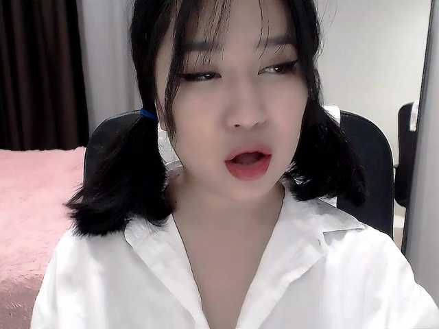 ブロードキャストスクリーンショット LucyLiu