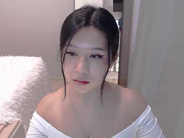 ブロードキャストスクリーンショット LucyLiu