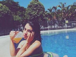 エロティックなビデオチャット LUCYQUEENS