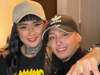 エロティックなビデオチャット LucyyTiago