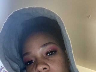 エロティックなビデオチャット Luicy