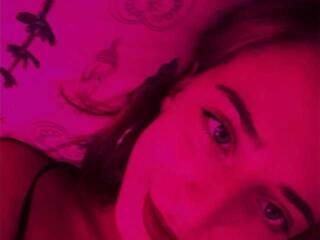 エロティックなビデオチャット lukachup