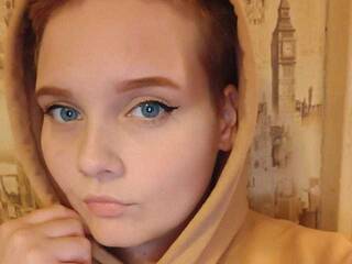 エロティックなビデオチャット LulliSando