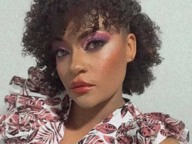 プロフィールの写真 luna-brown4