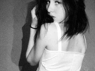 エロティックなビデオチャット LunarXXX