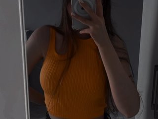 エロティックなビデオチャット LUCKILYGIRL