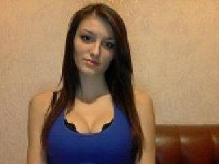 エロティックなビデオチャット luyzalove