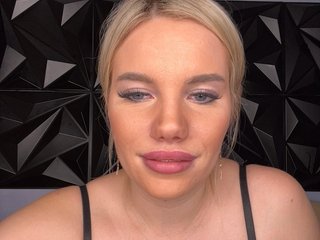 エロティックなビデオチャット LYALAtop