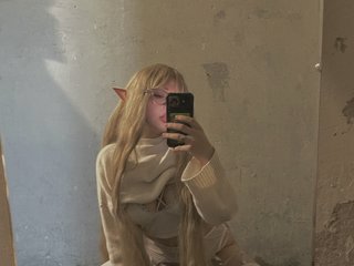 エロティックなビデオチャット LylyBearrr