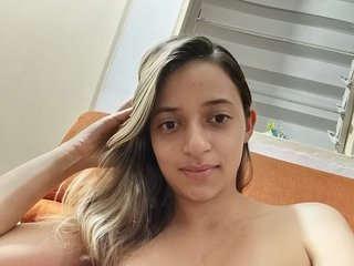 エロティックなビデオチャット MaddieLoyd