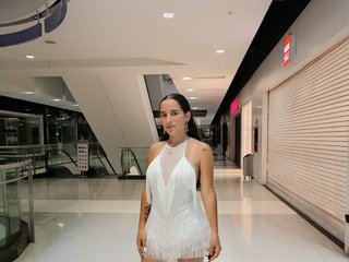 エロティックなビデオチャット maddisonbolivar
