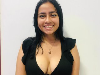 エロティックなビデオチャット MaddisonDaniels