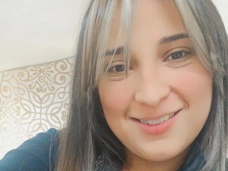 エロティックなビデオチャット MadisonWilliams95