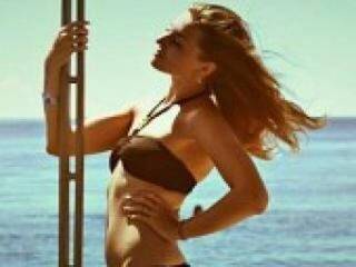 エロティックなビデオチャット maidanna