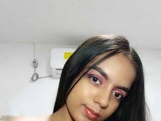 エロティックなビデオチャット maite2020