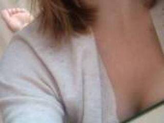 エロティックなビデオチャット majestic23