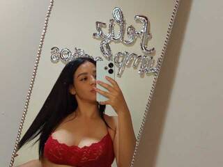 エロティックなビデオチャット Melody-Nahomi