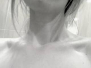 エロティックなビデオチャット malva777