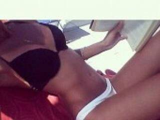 エロティックなビデオチャット malyshka1