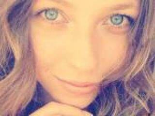 エロティックなビデオチャット mannelia