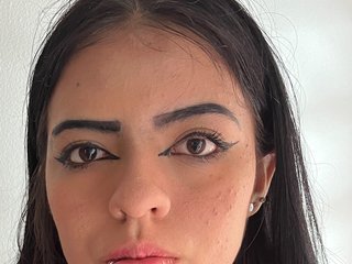 エロティックなビデオチャット mariacamila10