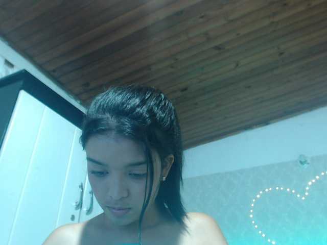 写真 marianalinda1 undress and show my vajina and my breasts 400 tokes you want to see my vajina 350 my breasts 90 masturbarme 350 show my tail 100. or do everything in private